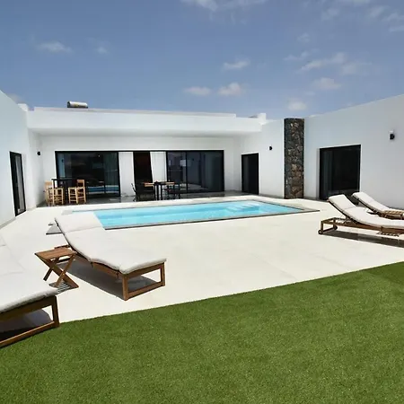 Pitaya - Luxury Escape Villa La Oliva