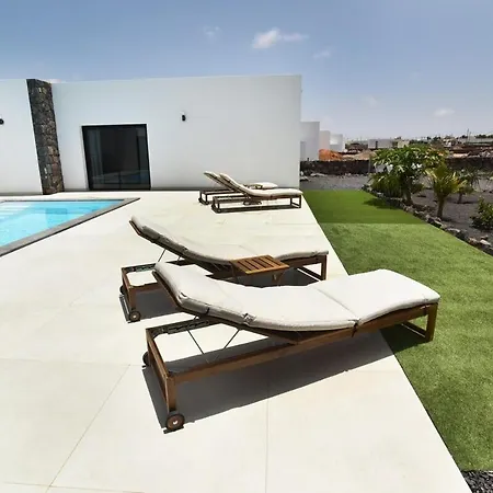 Pitaya - Luxury Escape La Oliva