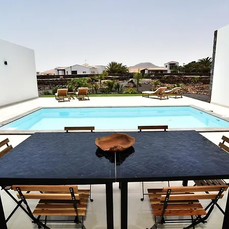 Pitaya - Luxury Escape La Oliva